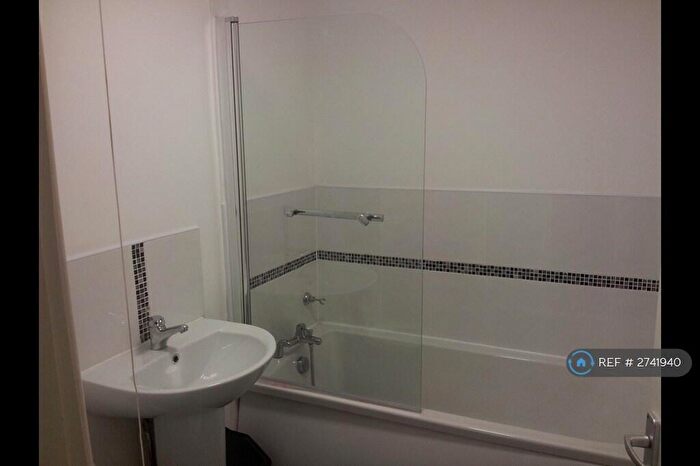 3 Bedroom Flat To Rent In Spring Road, Birmingham, B15