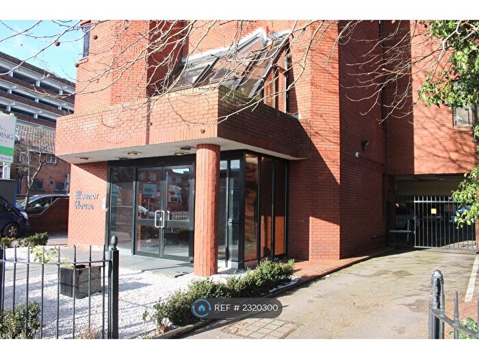 2 Bedroom Flat To Rent In Eleanor House, Waltham Cross, EN8