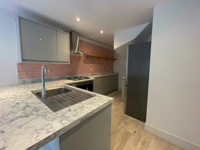 3 Bedroom Apartment To Rent In Battersea High Street, Battersea, London, SW11