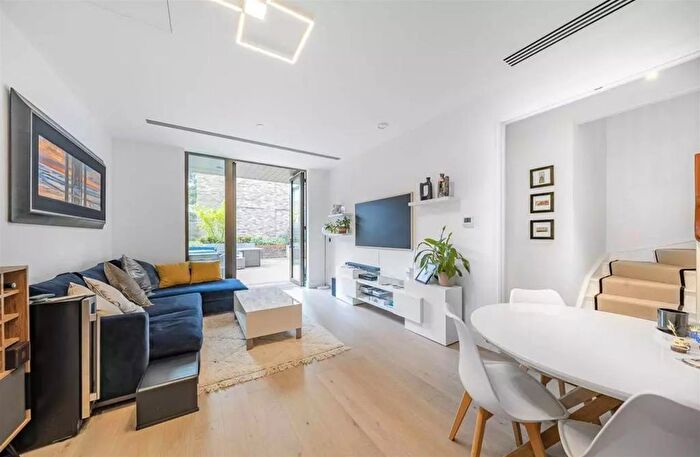 3 Bedroom Property To Rent In Woodfield Road, London, W9