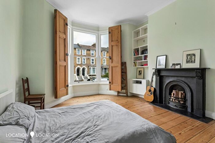 1 Bedroom Flat To Rent In Amhurst Road, London, N16