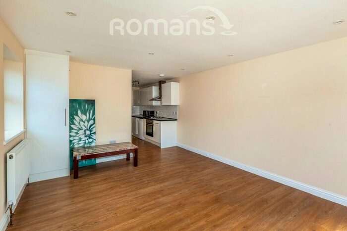 1 Bedroom Apartment To Rent In High Street, Slough, SL1