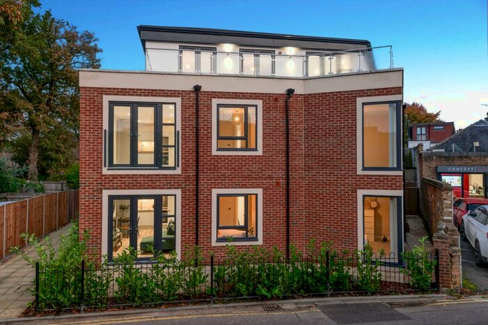 1 Bedroom Apartment To Rent In Weybridge, KT13