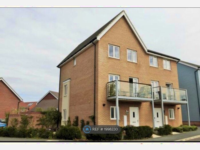 3 Bedroom Semi-Detached House To Rent In Rose Drive, Norwich, NR4