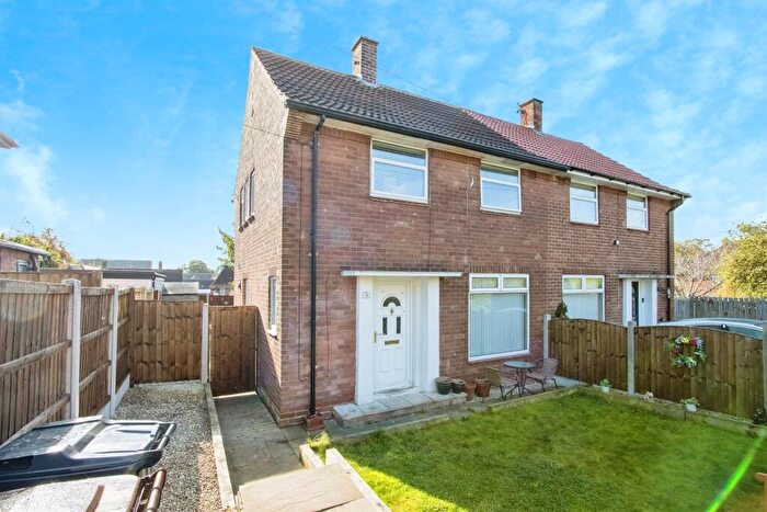 2 Bedroom Semi-Detached House For Sale In Murton Close, Leeds, LS14