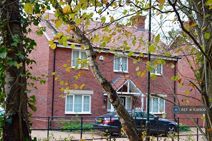 4 Bedroom Detached House To Rent In Forgewood School Side, Crawley, RH10