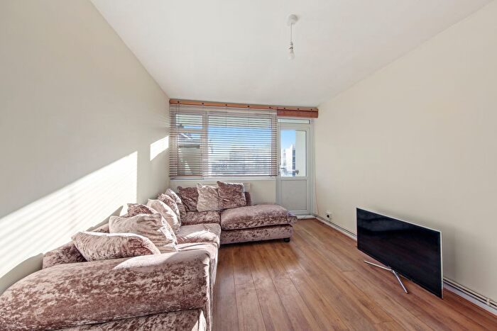 2 Bedroom Flat To Rent In Hoxton, London, N1