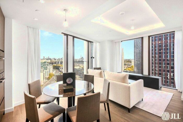 3 Bedroom Flat To Rent In Carnation Way, Thames City, SW8