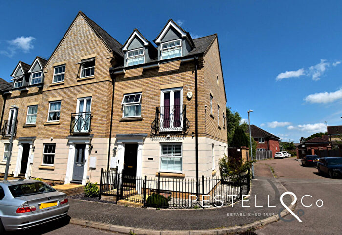4 Bedroom Town House For Sale In Brewers End, Takeley, CM22