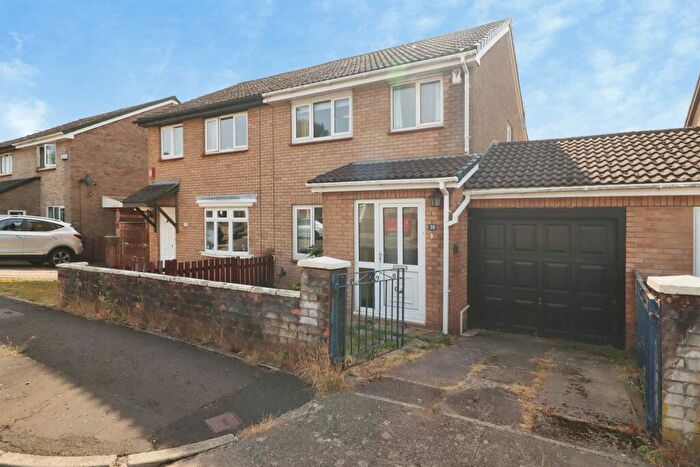 3 Bedroom Semi-Detached House For Sale In Hazelwood Drive, St. Mellons, Cardiff, CF3