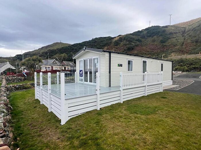 2 Bedroom Caravan For Sale In Lendalfoot, Girvan, KA26