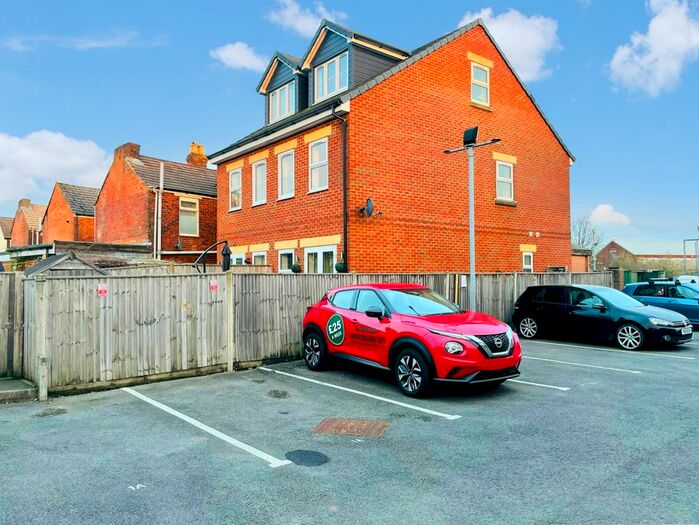 3 Bedroom Town House To Rent In Southampton Road, Eastleigh, SO50