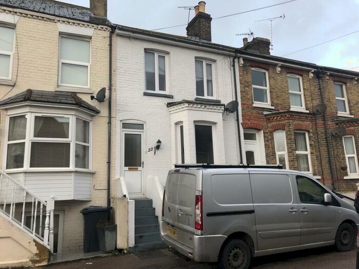 4 Bedroom End Of Terrace House To Rent In Lorne Road, Ramsgate, CT11