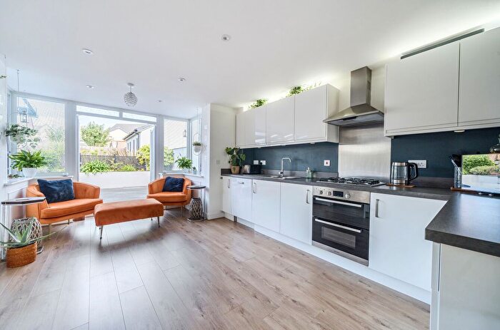 4 Bedroom Detached House For Sale In Waddeton Road, Paignton, Devon, TQ4