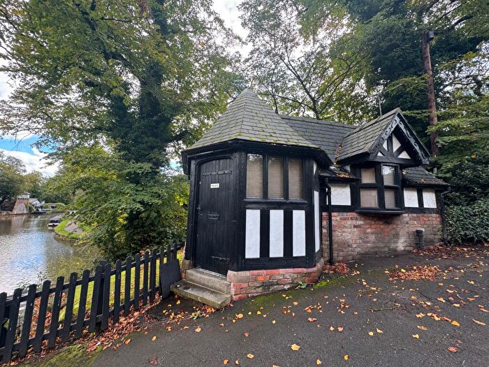Property To Rent In Barton Road, Worsley, M28