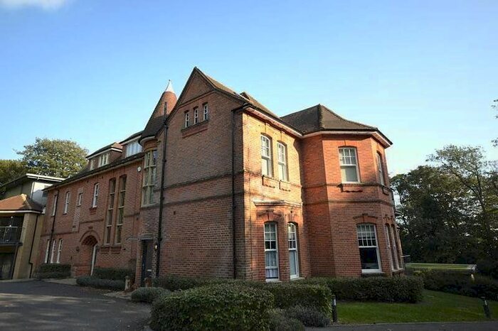 1 Bedroom Flat To Rent In Grange Road, Hastings, TN34