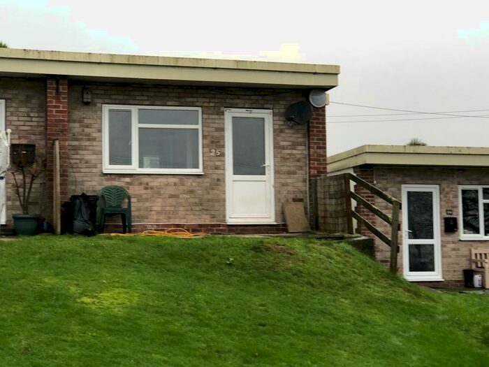 1 Bedroom Chalet To Rent In Carnmoggas, Little Polgooth, PL26