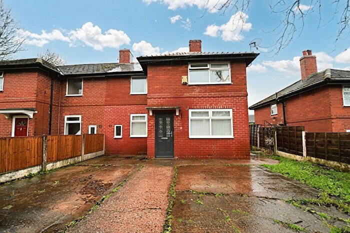 3 Bedroom Terraced House For Sale In Normanton Avenue, Salford, M6