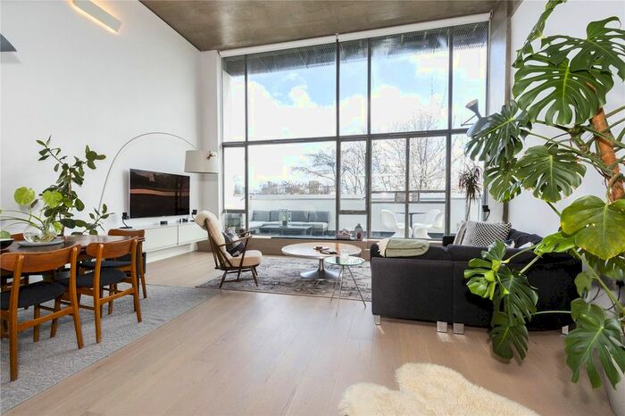 2 Bedroom Flat To Rent In Wenlock Road, London, N1