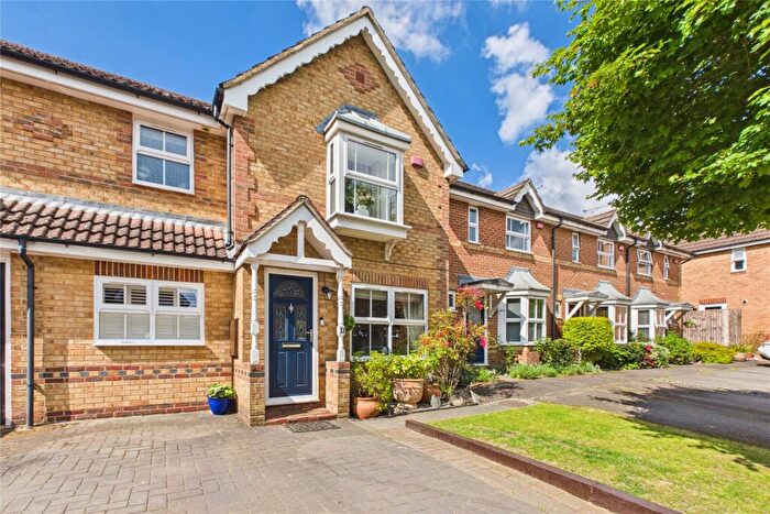 3 Bedroom Semi-Detached House For Sale In Toulouse Close, Camberley, GU15