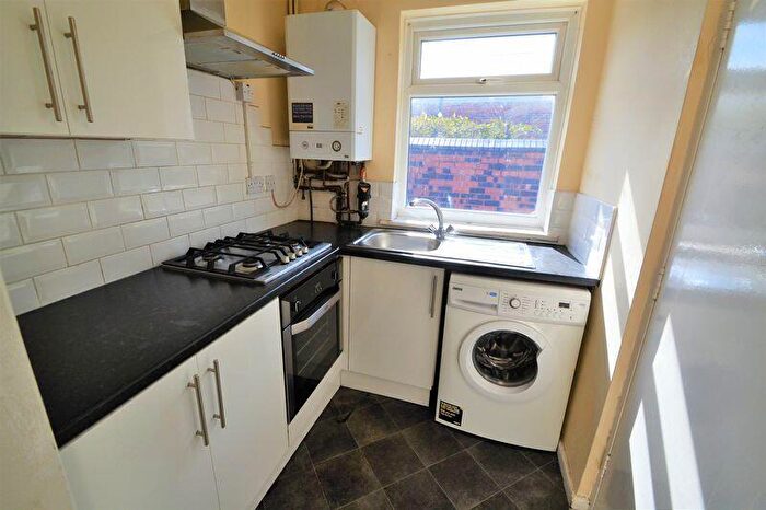 2 Bedroom Terraced House To Rent In Welford Street, Salford, M6