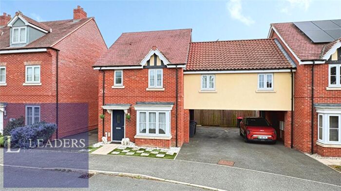 4 Bedroom Link Detached House For Sale In Westrop Drive, Sible Hedingham, Halstead, CO9