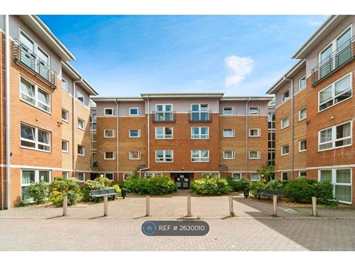 2 Bedroom Flat To Rent In Crown Station Place, Liverpool, L7