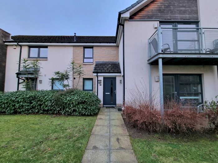 3 Bedroom Flat To Rent In Hammerman Drive, Hilton, Aberdeen, AB24