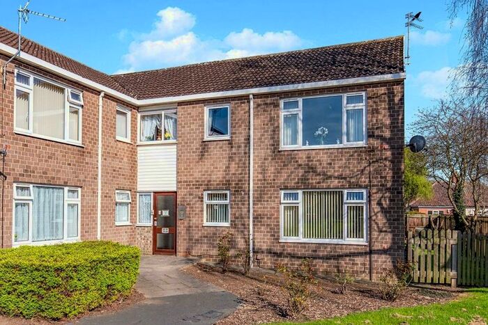 2 Bedroom Flat To Rent In Cottingham Court, Darlington, DL3