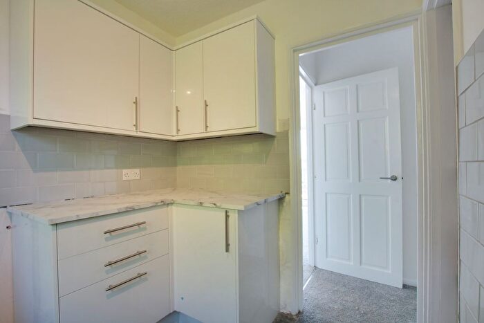 2 Bedroom Flat To Rent In Bromley Road, London, Greater London, SE6