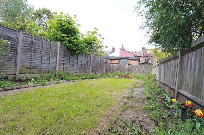 1 Bedroom Flat To Rent In Pemberton Road, Harringay, N4