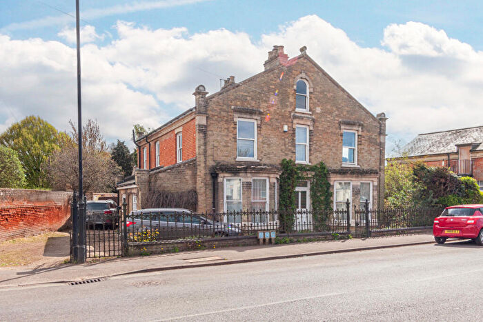 8 Bedroom Detached House For Sale In The Street, Melton, IP12