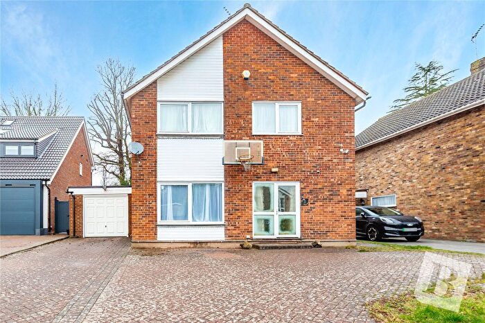 5 Bedroom Detached House For Sale In Applegate, Brentwood, Essex, CM14