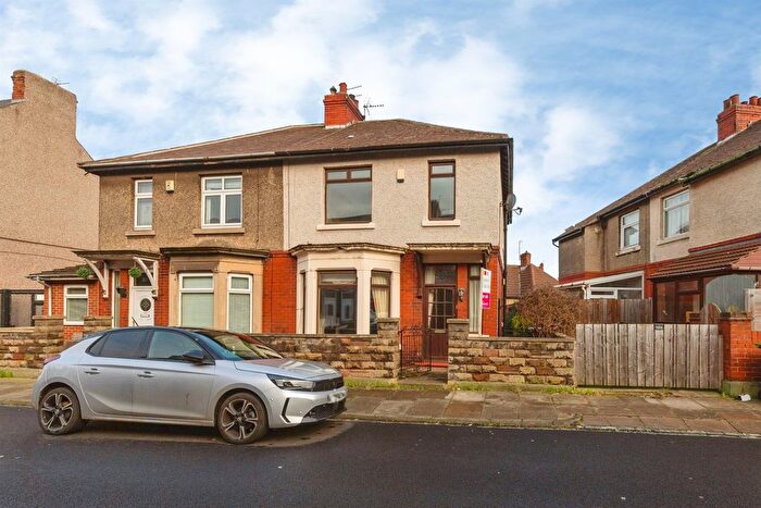 3 Bedroom Semi Detached House For Sale In Coleridge Avenue, Hartlepool, TS25