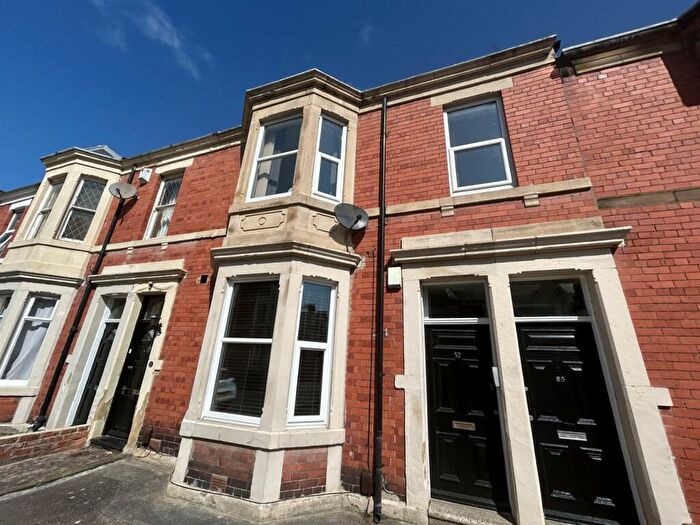 3 Bedroom Flat To Rent In Glenthorn Road, Jesmond, Newcastle Upon Tyne, NE2