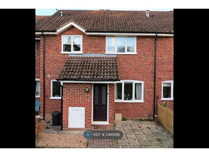 2 Bedroom Terraced House To Rent In Cumberland Way, Wokingham, RG41