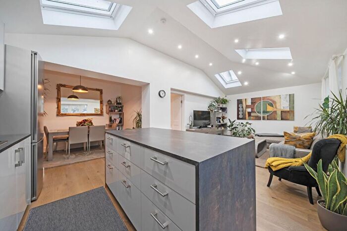 4 Bedroom Terraced House For Sale In Well Hall Road, London, SE9