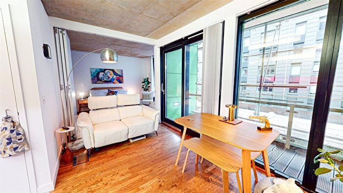 1 Bedroom Flat For Sale In Chips, Lampwick Lane, Manchester, M4