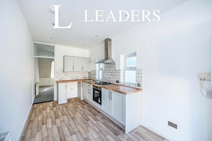 3 Bedroom Terraced House To Rent In Cressy Road, PO2