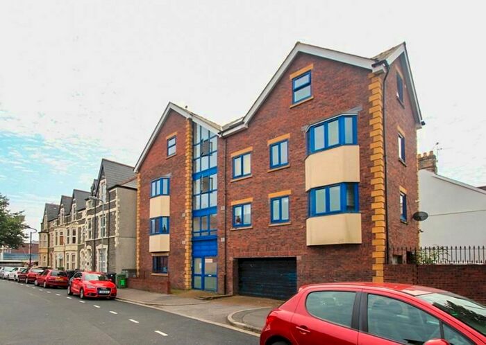 1 Bedroom Flat To Rent In Brook Street, Riverside, Cardiff, CF11