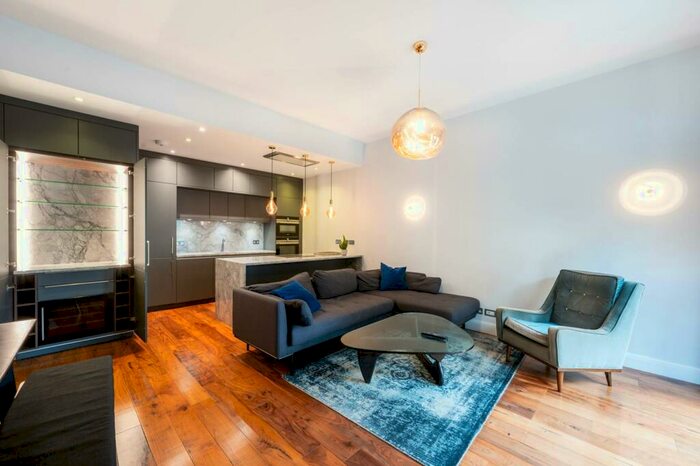 2 Bedroom Flat To Rent In Herbal Hill, Farringdon, London, EC1R