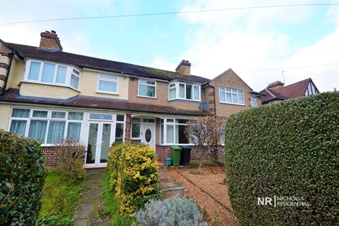 3 Bedroom Terraced House For Sale In Green Lanes, West Ewell, Surrey., KT19