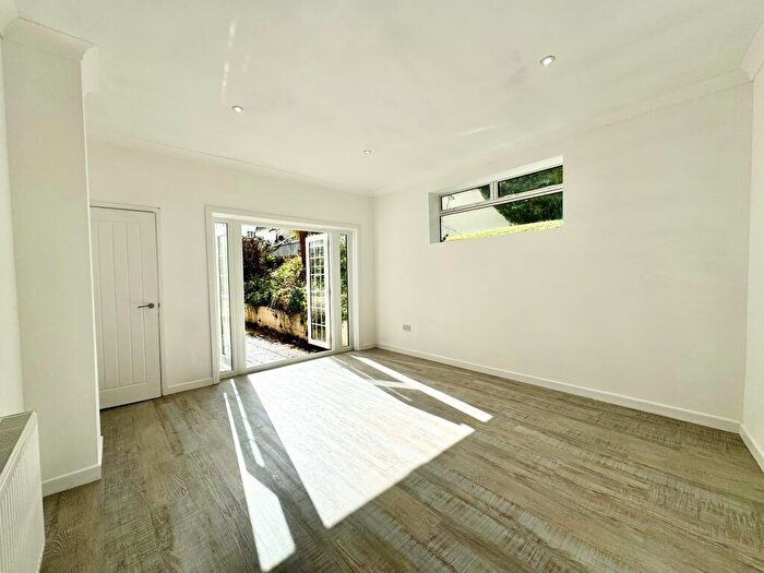 1 Bedroom Apartment To Rent In Kerley Road, Bournemouth, BH2