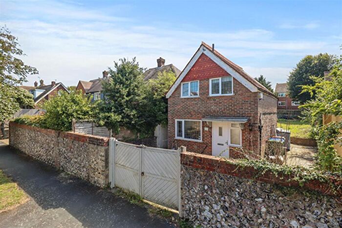 2 Bedroom Cottage For Sale In Grove Road, Seaford, BN25