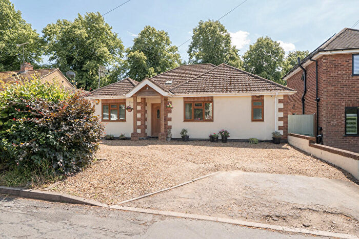 3 Bedroom Detached Bungalow For Sale In Station Road, Clifton Upon Dunsmore, CV23