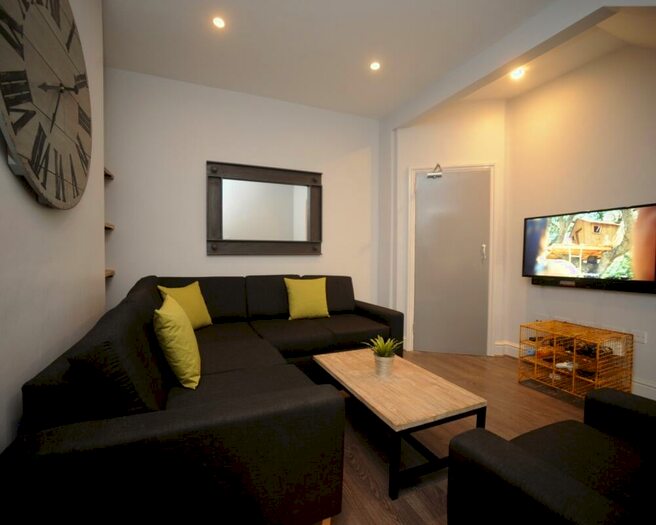 5 Bedroom Terraced House To Rent In Victoria Street, Exeter, EX4