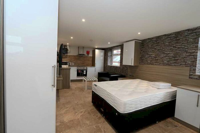 1 Bedroom Studio Flat To Rent In Apartment 4 Gulson Lodge ? Studio Apartment With All Bills & Wifi Included, Fully Furnished ? No Fees, CV1