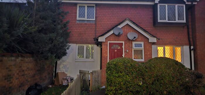 2 Bedroom Flat To Rent In Yiewsley, UB7