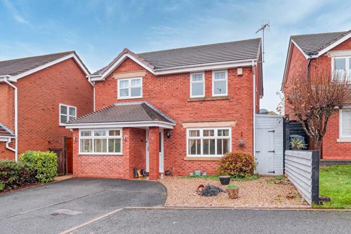 4 Bedroom Detached House For Sale In Guys Walk, Bromsgrove, B61