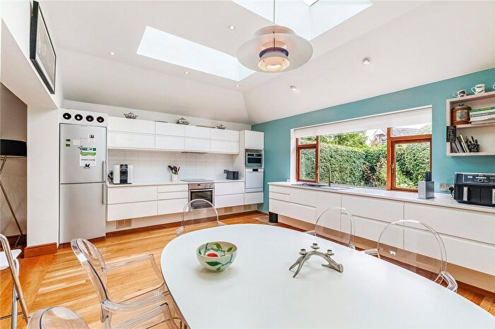 4 Bedroom Detached House For Sale In Manor Road, Salisbury, Wiltshire, SP1